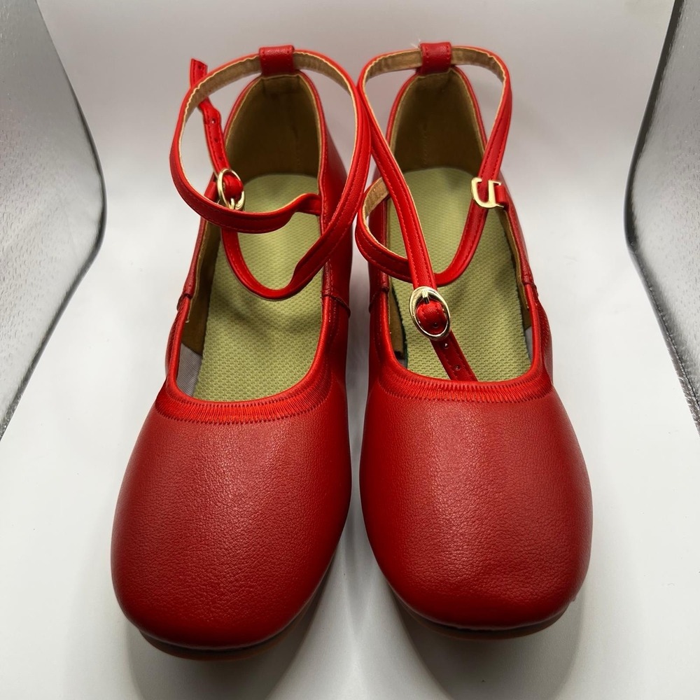 NEW Dance And Sway Women's Size 8.5 Red Shoes Flared Heel